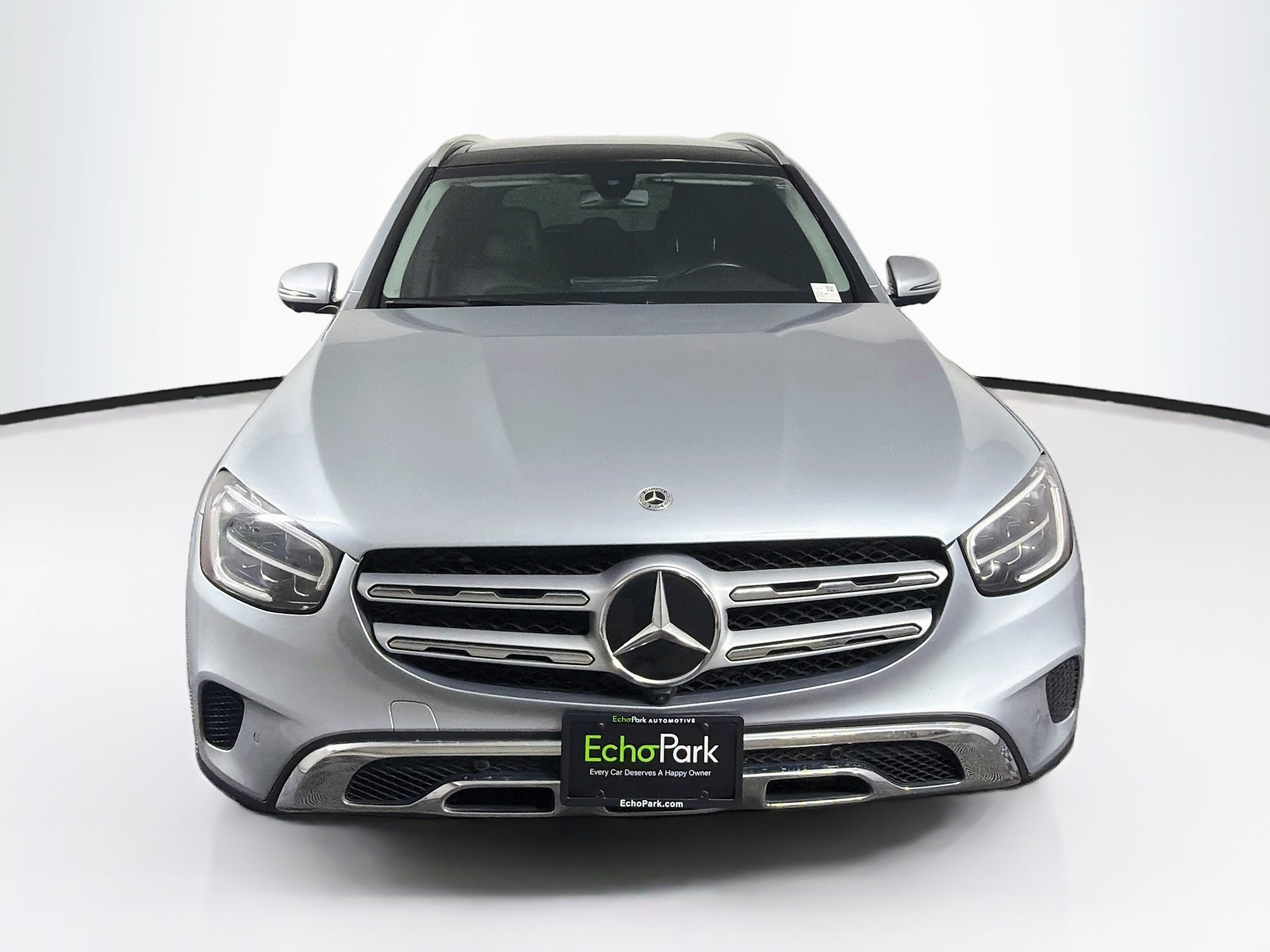 Used 2021 Mercedes-Benz GLC 300 4MATIC w/ Premium Package image 2