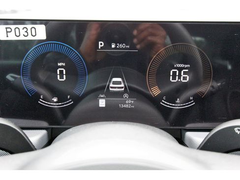 Used 2025 Hyundai Sonata SE FWD image 16