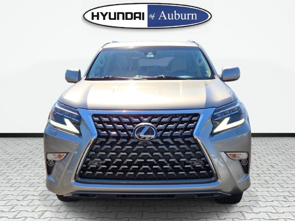 Used 2023 Lexus GX 460 Luxury w/ Accessory Package AWD/4WD image 12