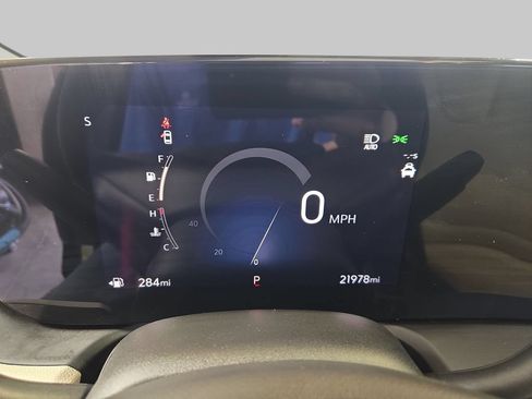 Used 2024 Buick Encore GX Sport Touring w/ Advanced Technology Package AWD/4WD image 21
