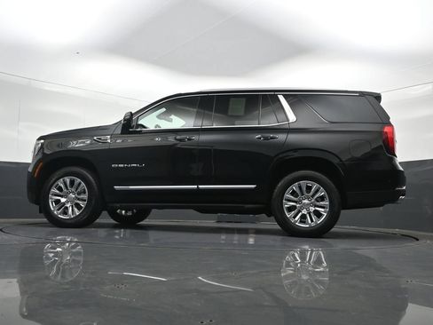Used 2025 GMC Yukon Denali AWD/4WD image 32