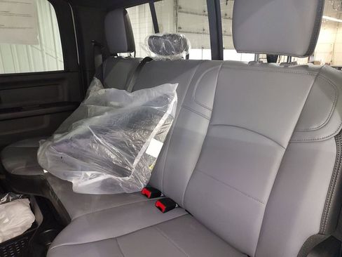New 2026 RAM 2500 Tradesman AWD/4WD image 28