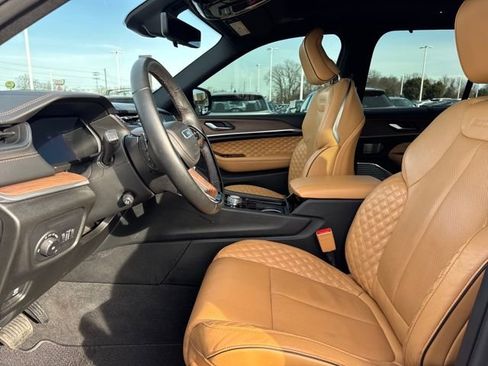 Used 2022 Jeep Grand Cherokee Summit w/ Adv Protech Group IV image 12