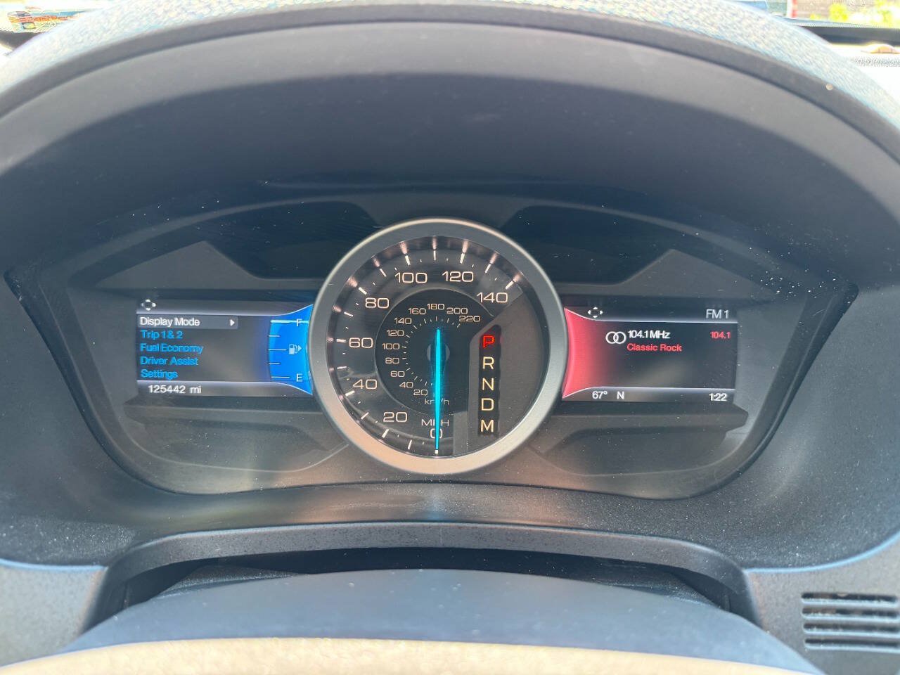 Used 2014 Ford Explorer XLT w/ Equipment Group 202A AWD/4WD image 26