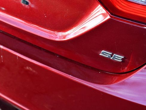 Used 2018 Toyota Camry SE image 7