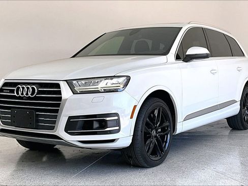 Used 2018 Audi Q7 3.0T Prestige w/ Prestige Package image 43