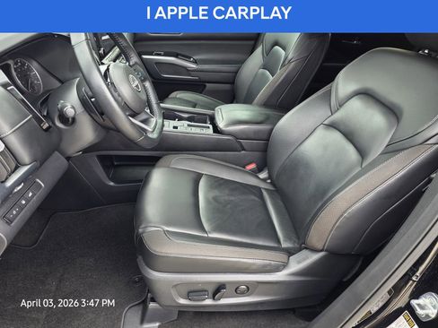 Used 2023 Nissan Pathfinder SL image 13