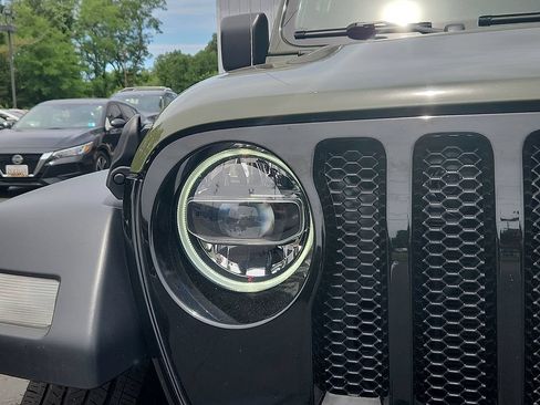 Used 2021 Jeep Wrangler Unlimited Sport AWD/4WD image 9
