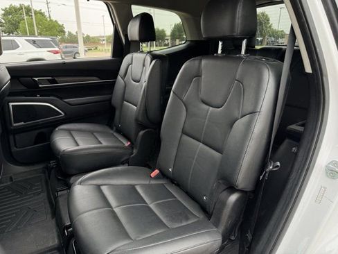 Used 2021 Kia Telluride EX w/ EX Premium Package AWD/4WD image 28