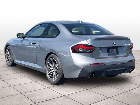 Used 2025 BMW 230i Coupe w/ Premium Package RWD image 14