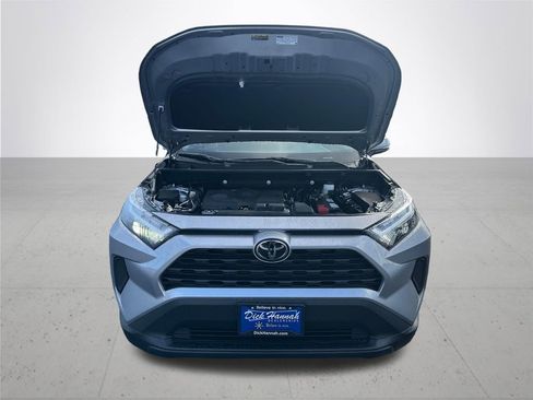 Used 2025 Toyota RAV4 XLE w/ Convenience Package image 4