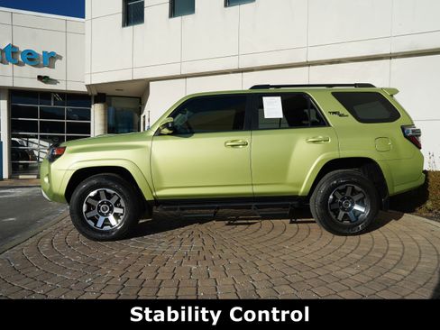 Used 2023 Toyota 4Runner TRD Off-Road image 18