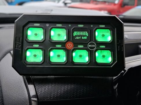 Used 2024 RAM 2500 Rebel w/ Towing Technology Group image 22