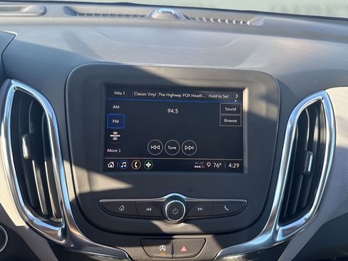 Used 2024 Chevrolet Equinox LS FWD image 18