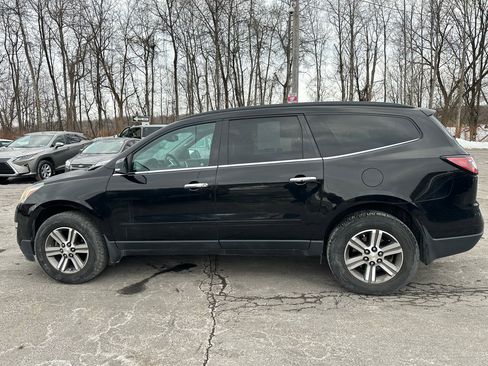 Used 2016 Chevrolet Traverse LT image 8
