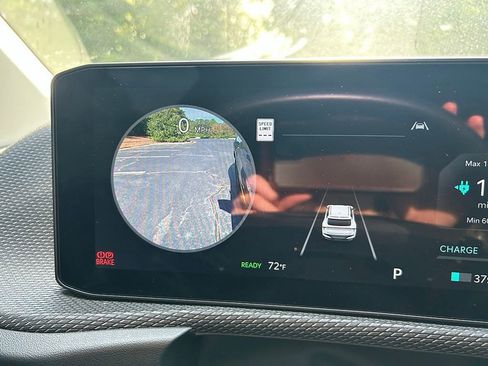 Used 2025 Kia EV6 Wind RWD image 11