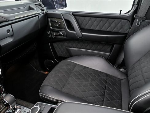 Used 2017 Mercedes-Benz G 550 Squared image 28