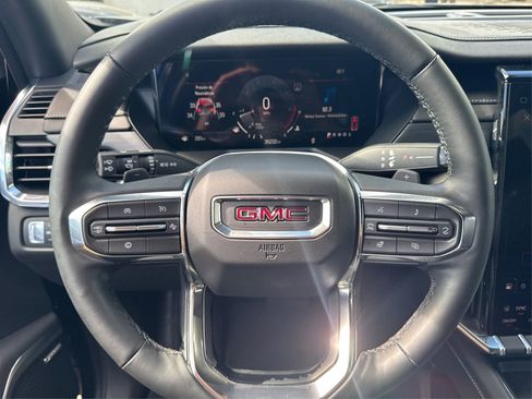 Used 2024 GMC Acadia Elevation w/ Trailering Package image 24