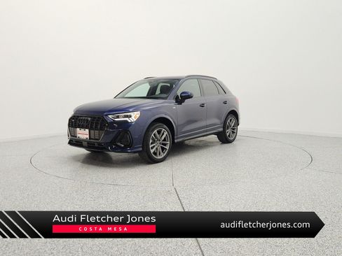 Used 2025 Audi Q3 2.0T Premium w/ Convenience Package AWD/4WD image 1