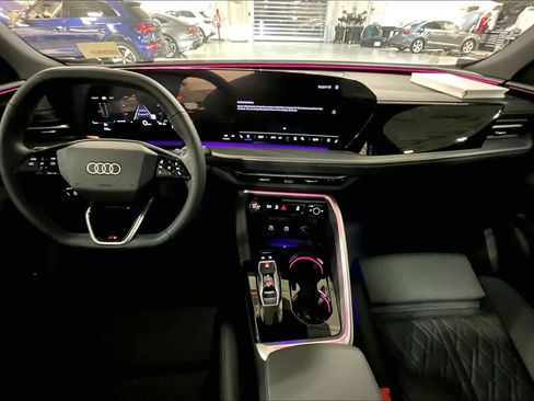 New 2025 Audi SQ5 Premium Plus image 5