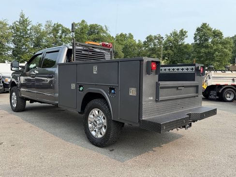 Used 2022 Ford F250 XLT w/ XLT Value Package AWD/4WD image 6