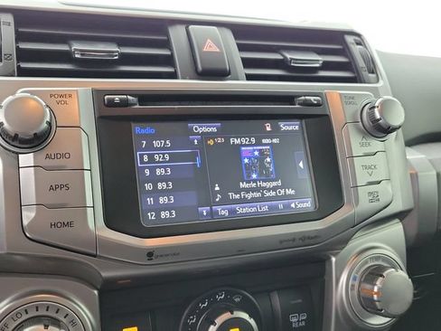 Used 2019 Toyota 4Runner SR5 Premium RWD image 26