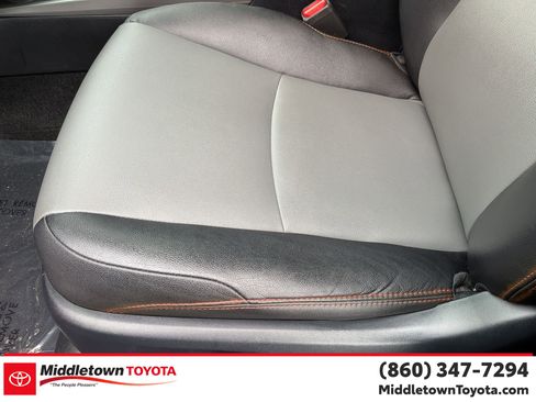 Used 2017 Toyota 4Runner SR5 Premium image 15