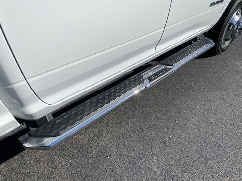 Used 2024 RAM 3500 Big Horn image 37