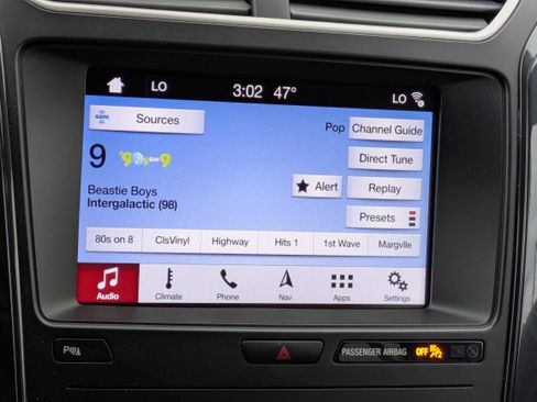 Used 2019 Ford Explorer XLT w/ Equipment Group 202A image 18