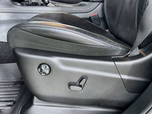 Used 2024 Dodge Durango SRT AWD/4WD image 24