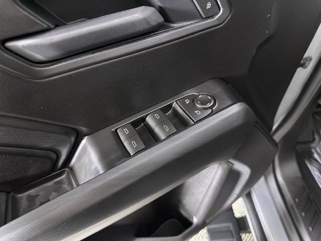 Used 2026 Chevrolet Colorado W/T RWD image 25