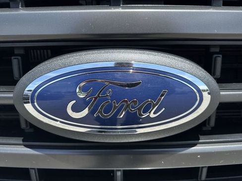 Used 2022 Ford F150 Lariat w/ Max Trailer Tow Package AWD/4WD image 31