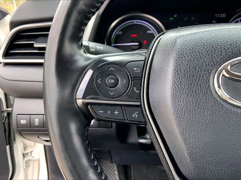 Used 2022 Toyota Camry XSE w/ Cold Weather Package image 23