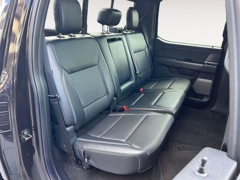Used 2025 Ford F150 Lariat AWD/4WD image 23