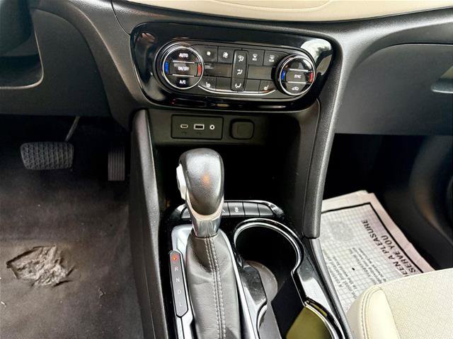 Used 2021 Buick Encore GX Select FWD image 17