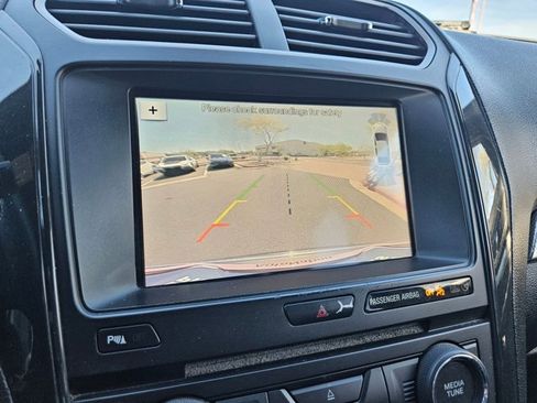 Used 2018 Ford Explorer XLT w/ Equipment Group 202A image 16