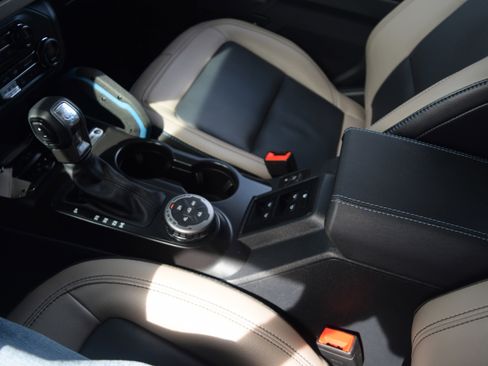 Used 2024 Ford Bronco Wildtrak image 13