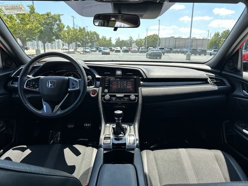Used 2020 Honda Civic Sport image 29