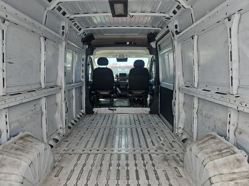 Used 2023 RAM ProMaster 2500 FWD image 8