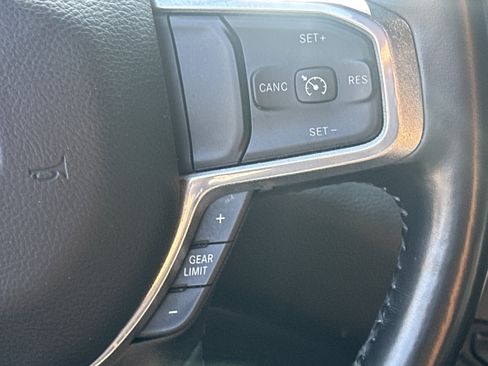Used 2022 RAM 1500 Laramie RWD image 26