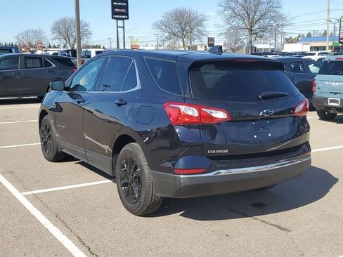 Used 2020 Chevrolet Equinox LT w/ Driver Convenience Package image 5