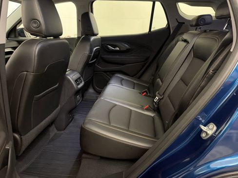 Used 2019 GMC Terrain SLT w/ Preferred Package FWD image 16