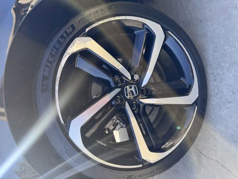 Used 2021 Honda Accord Sport image 8