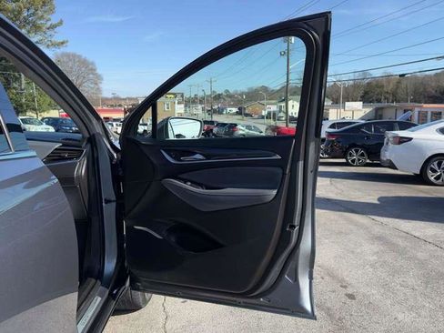 Used 2020 Buick Enclave Essence image 30