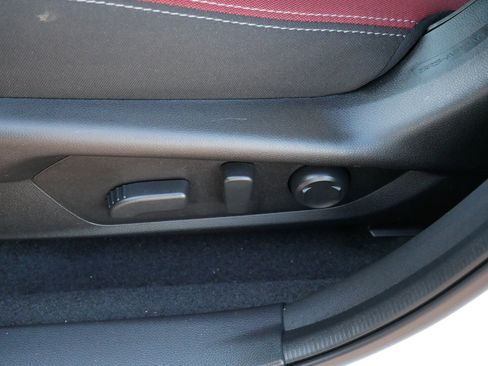 Used 2025 Subaru Impreza RS w/ Popular Package #3 image 19