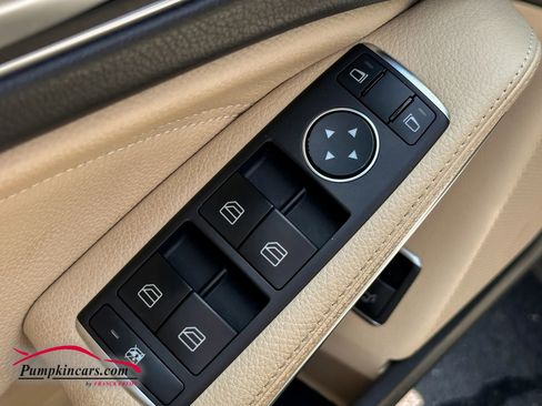 Used 2020 Mercedes-Benz GLA 250 4MATIC w/ Premium Package image 25