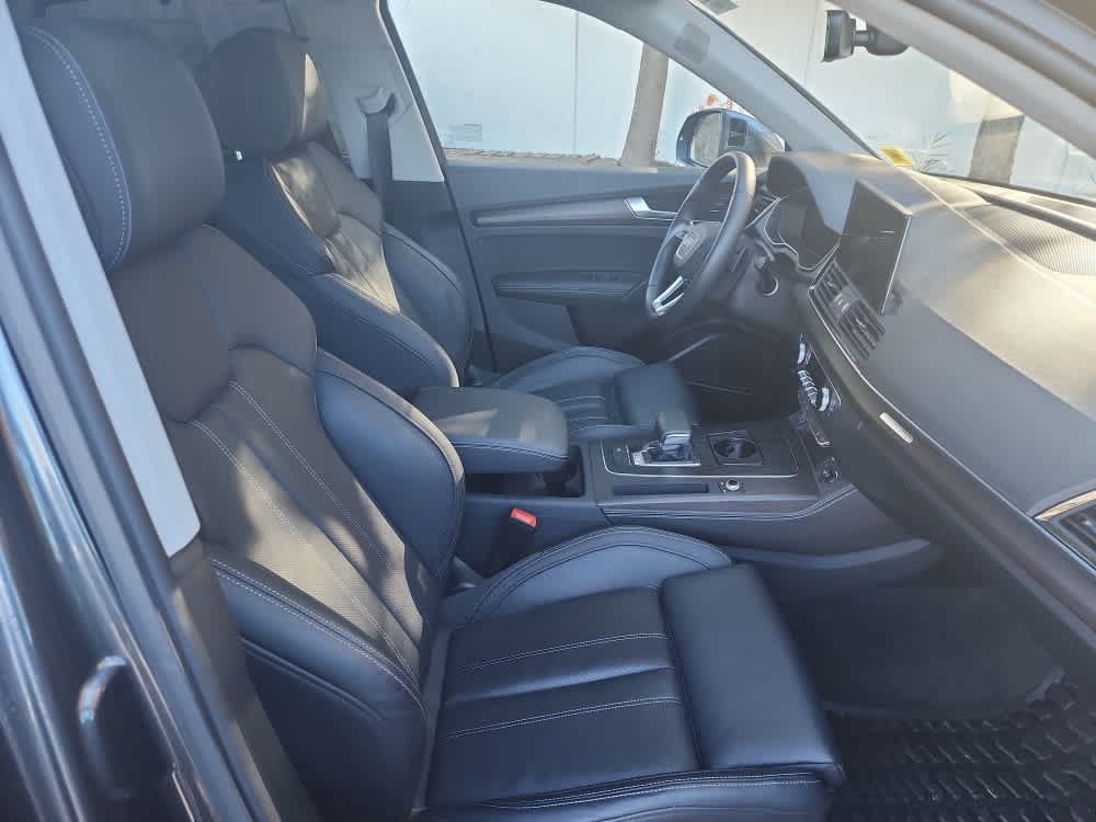 Used 2024 Audi Q5 2.0T Premium Plus w/ Premium Plus Package AWD/4WD image 21