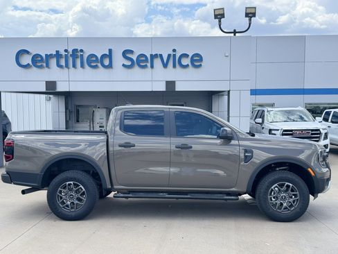 Used 2025 Ford Ranger XLT w/ Equipment Group 301A High RWD image 2