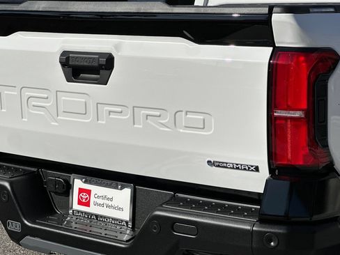Certified 2025 Toyota Tacoma TRD Pro AWD/4WD image 26