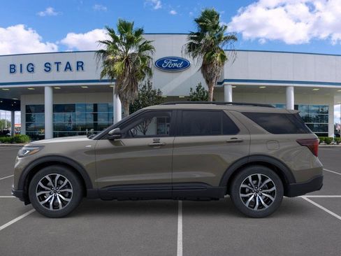 New 2026 Ford Explorer ST-Line image 3